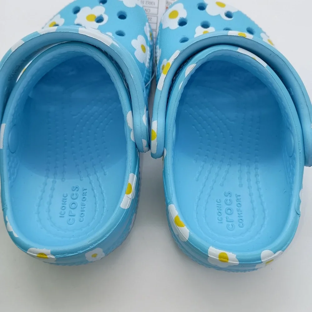 Crocs Classic Daisy Clog T Tinted Glass Blue Floral Toddler Size C6 211264-4WD
